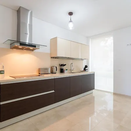 Royal Sea View-2bedroom-ac-1 Min Walk Restaurants Supermk * فونشال