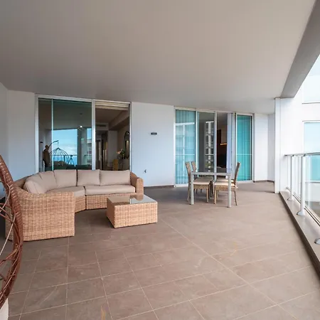 Royal Sea View-2bedroom-ac-1 Min Walk Restaurants Supermk *