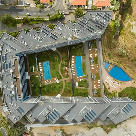 Royal Sea View-2bedroom-ac-1 Min Walk Restaurants Supermk Funchal (Madeira)